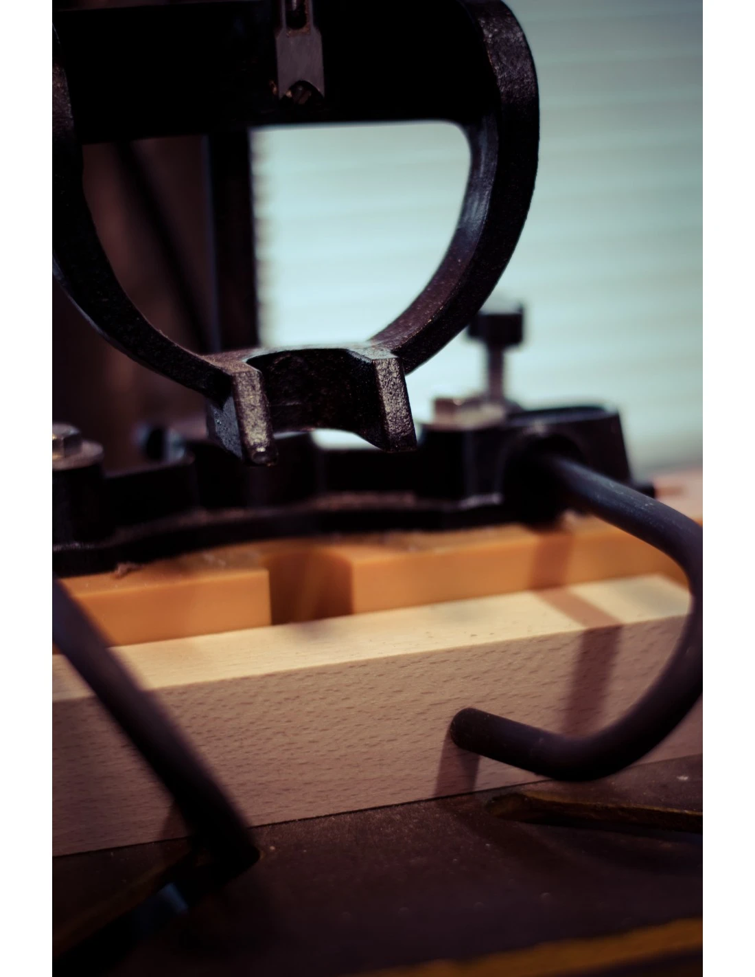 HOLZPROFI - KTPM Kit De Transformation Perceuse à Colonne En Mortaiseuse à Bédane Carré 4 HOLZPROFI - KTPM Kit De Transformation Perceuse à Colonne En Mortaiseuse à Bédane Carré – Image 4