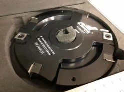 LE RAVAGEUR - Coffret Toupilleur L'Incontournable Alésage 30 - Hauteur 50 - Portes-Outils - Fraise à Rainer Ext. - Fers -Scheppach Soldes Magasin LE RAVAGEUR Coffret Toupilleur L Incontournable Alesage 4