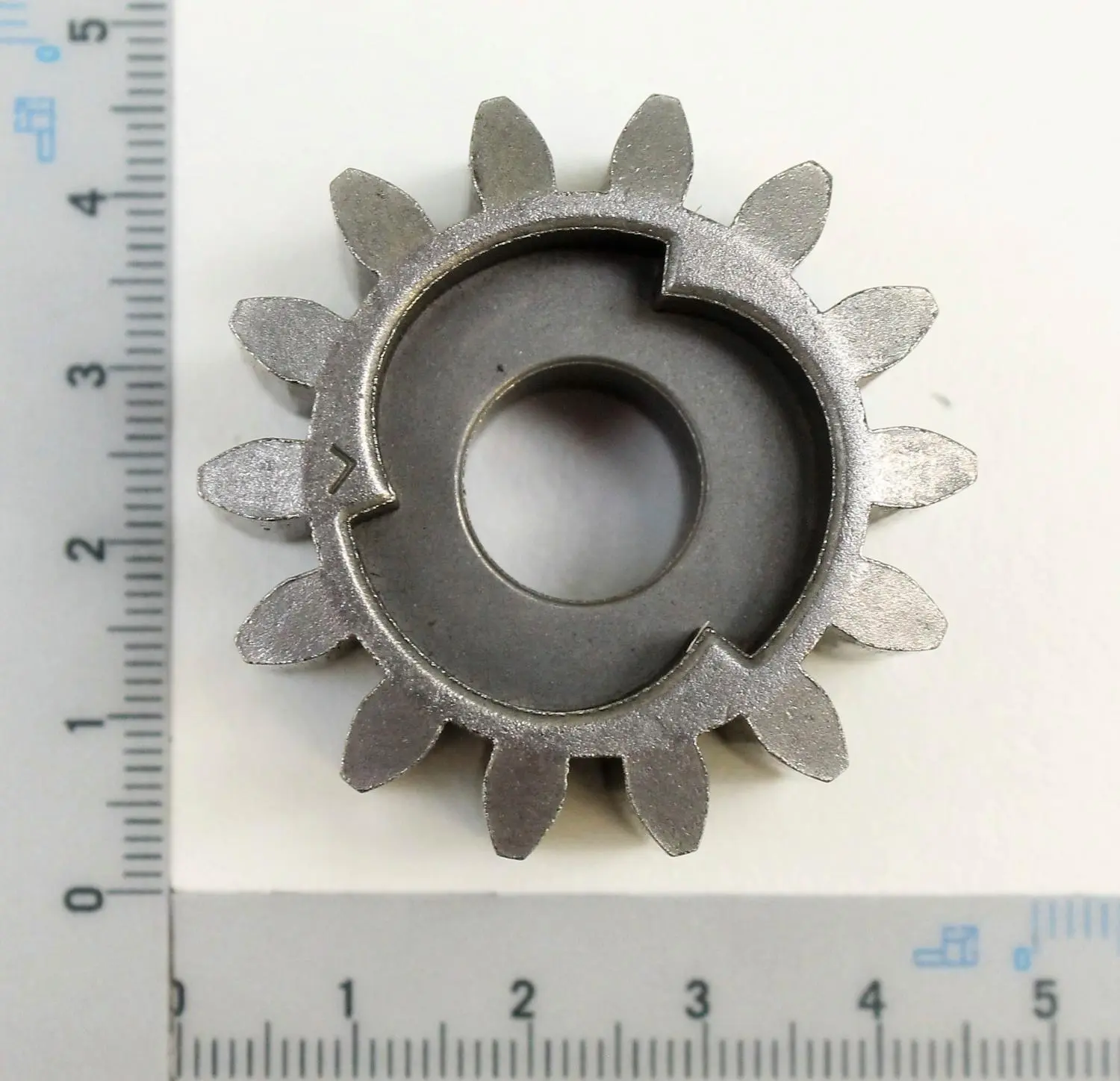 SCHEPPACH - Roue Dentée D'entraînement Gauche Pour Tondeuses Scheppach Et Woodster 1 SCHEPPACH - Roue Dentée D'entraînement Gauche Pour Tondeuses Scheppach Et Woodster